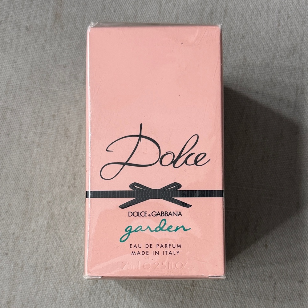 Dolce & Gabbana Garden Eau de Parfum in Pink Box